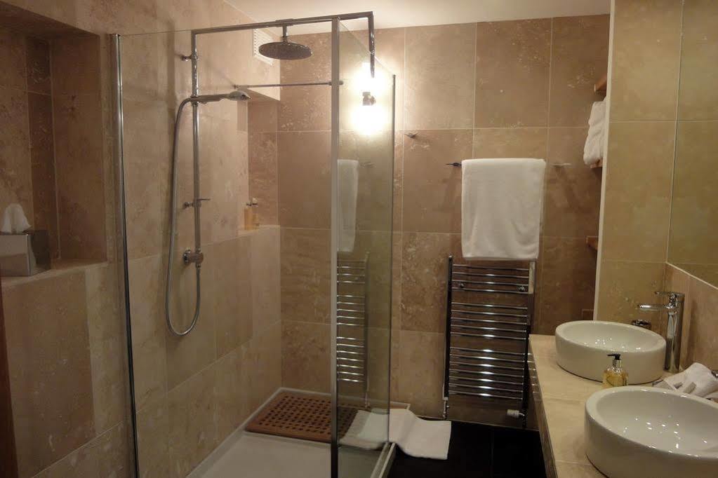 Colbost Hillstone Lodge מראה חיצוני תמונה